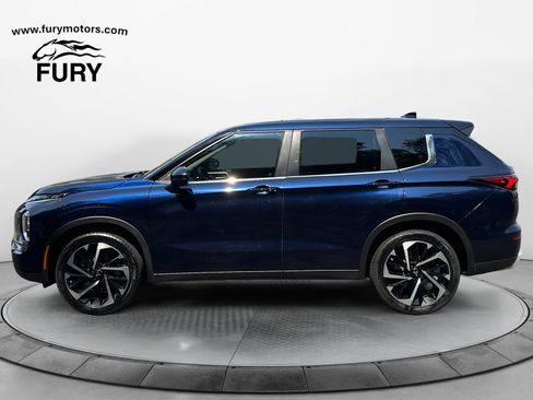 Used 2022 Mitsubishi Outlander SE AWD/4WD image 6