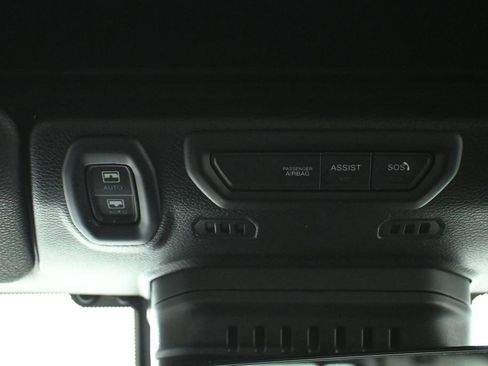 Used 2021 Jeep Wrangler Unlimited Sahara image 20