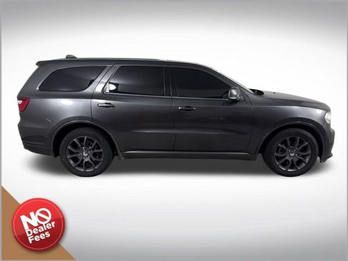 Used 2017 Dodge Durango R/T w/ Technology Group RWD image 2