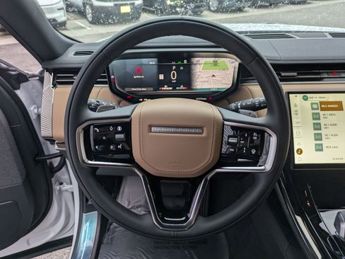 New 2026 Land Rover Range Rover Sport SE AWD/4WD image 16