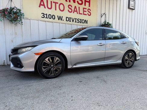 Used 2018 Honda Civic EX image 9