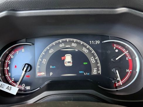 New 2025 Toyota RAV4 XLE image 24