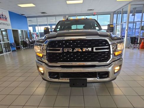 Used 2023 RAM 2500 Big Horn w/ Level 1 Equipment Group image 3