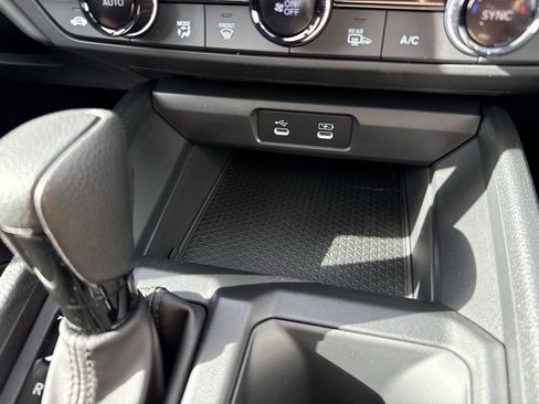 Used 2025 Honda Accord SE image 25