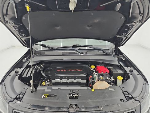 Used 2021 Jeep Compass 80th Special Edition w/ Sun and Sound Group image 39