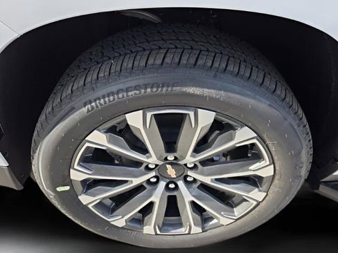 New 2026 Chevrolet Tahoe High Country w/ Sun And Tow Package RWD image 9