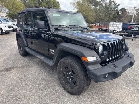 Used 2019 Jeep Wrangler Unlimited Sport image 5