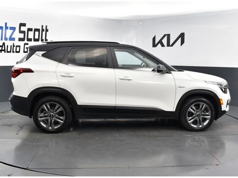 Used 2021 Kia Seltos S image 6