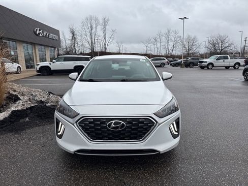 Used 2021 Hyundai Ioniq SEL image 3