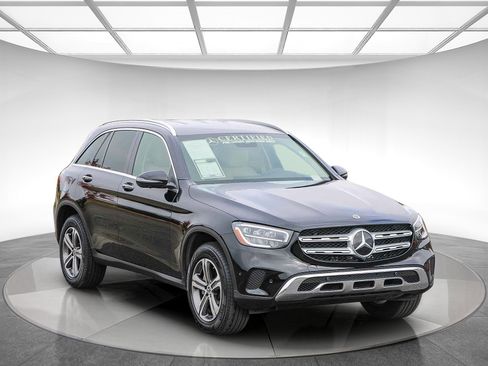 Certified 2022 Mercedes-Benz GLC 300 4MATIC image 5