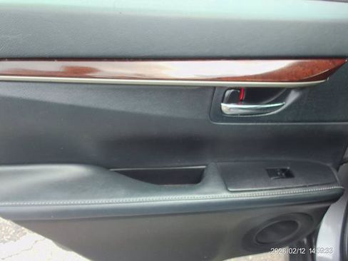 Used 2013 Lexus ES 350 w/ Premium Pkg image 16