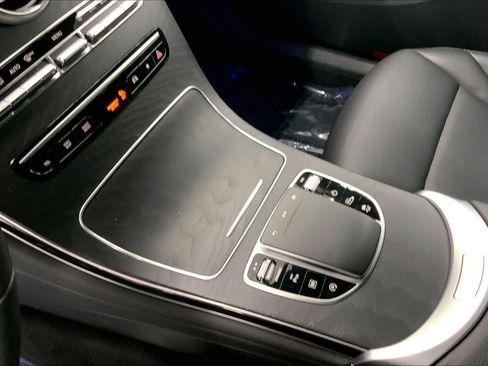Certified 2022 Mercedes-Benz GLC 300 image 27