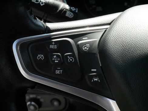 Used 2022 Chevrolet Equinox Premier AWD/4WD image 25