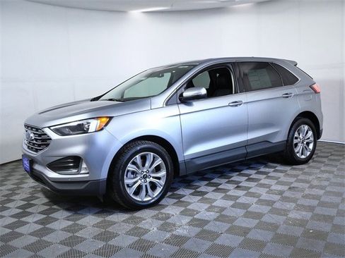 Certified 2024 Ford Edge Titanium image 5