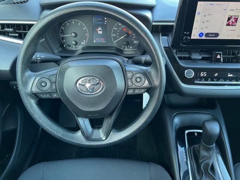 Used 2024 Toyota Corolla LE image 19