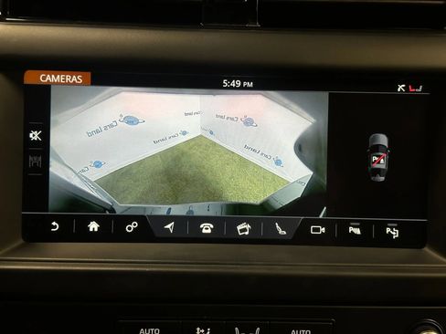Used 2020 Land Rover Discovery Landmark AWD/4WD image 40