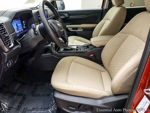 Used 2024 Ford Ranger XLT image 10