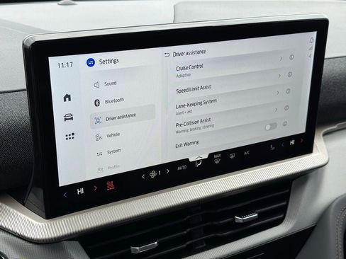 New 2026 Ford Explorer Active w/ Active Comfort Package image 23