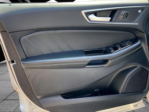 Certified 2020 Ford Edge ST w/ Cold Weather Package AWD/4WD image 18