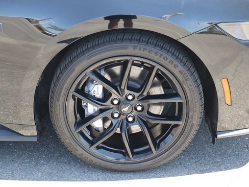 Used 2025 Ford Mustang GT w/ Mustang Nite Pony Package RWD image 10