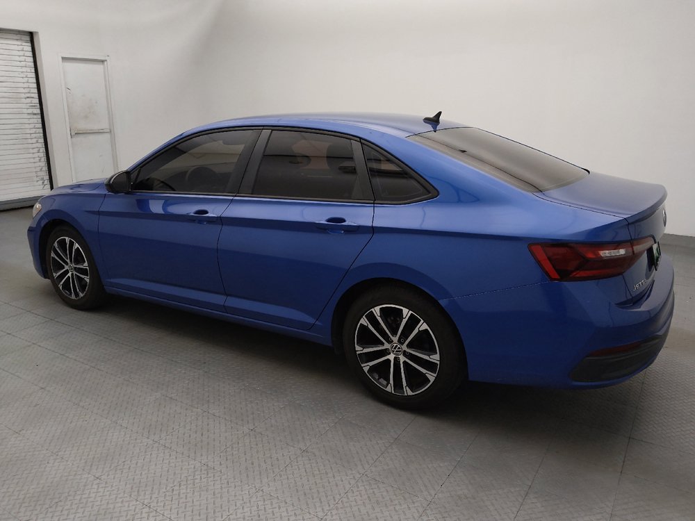 Used 2022 Volkswagen Jetta Sport FWD image 3