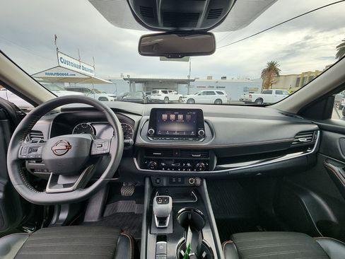 Used 2025 Nissan Rogue SV w/ Rock Creek Premium Package image 25