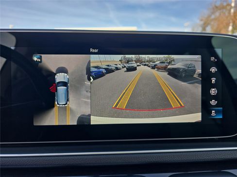 Used 2022 Mercedes-Benz GLE 450 4MATIC image 18