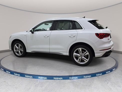 Used 2021 Audi Q3 2.0T Premium Plus w/ Premium Plus Package AWD/4WD image 9