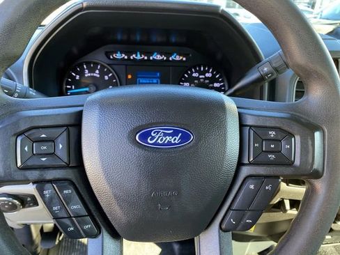 Used 2022 Ford F250 XL w/ STX Appearance Package RWD image 21