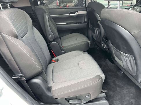 Used 2022 Hyundai Palisade SEL w/ Convenience Package image 11