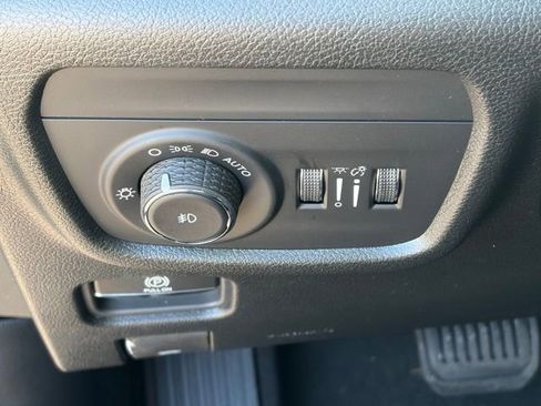 New 2026 Jeep Grand Cherokee Limited w/ Limited Altitude Package AWD/4WD image 26