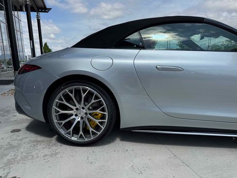 New 2025 Mercedes-Benz SL 63 AMG 4MATIC image 9