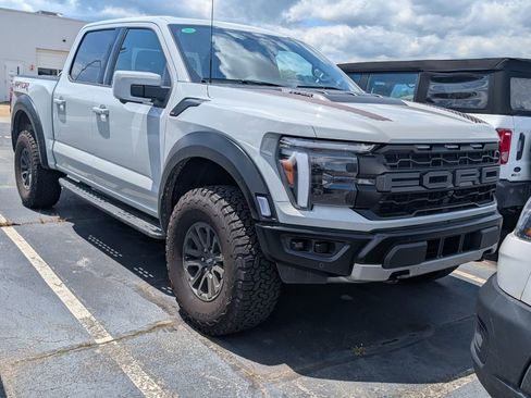 Used 2026 Ford F150 Raptor AWD/4WD image 4