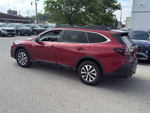 Used 2020 Subaru Outback Premium w/ Popular Package #1 AWD/4WD image 13