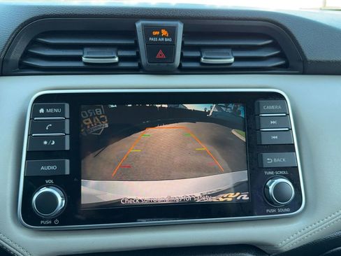 Used 2020 Nissan Versa SV image 24