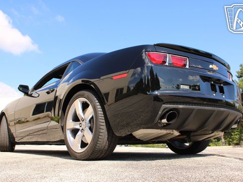 Used 2011 Chevrolet Camaro SS w/ RS Package image 8