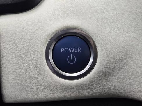 Used 2023 Toyota Tundra Capstone AWD/4WD image 21