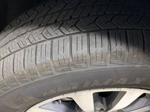 Used 2022 Chrysler Pacifica Touring-L FWD image 33