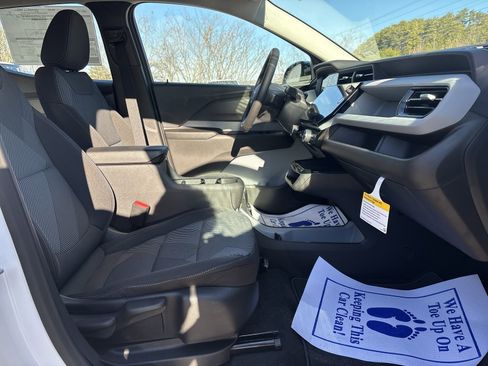 New 2027 Chevrolet Bolt LT w/ Comfort Package image 23
