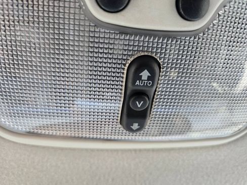 Used 2006 Chrysler PT Cruiser Touring FWD image 21