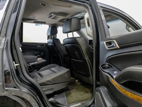 Used 2015 GMC Yukon Denali w/ Touring Package AWD/4WD image 50