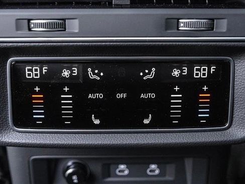New 2026 Audi Q7 3.0T Premium Plus AWD/4WD image 21