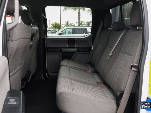 Used 2017 Ford F550 2WD Crew Cab Super Duty image 35