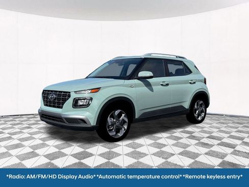 New 2026 Hyundai Venue SEL FWD image 2