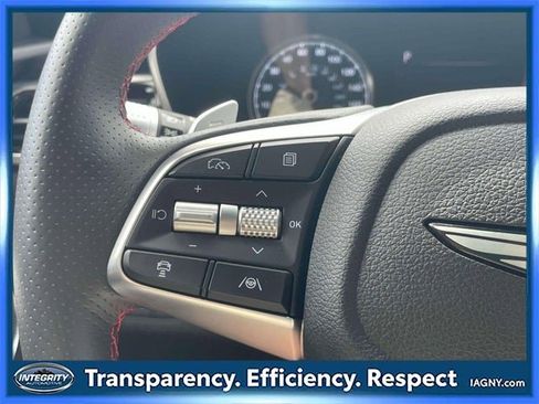 Used 2025 Genesis G70 2.5T w/ Sport Prestige Package image 21