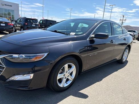 Used 2023 Chevrolet Malibu LT FWD image 11