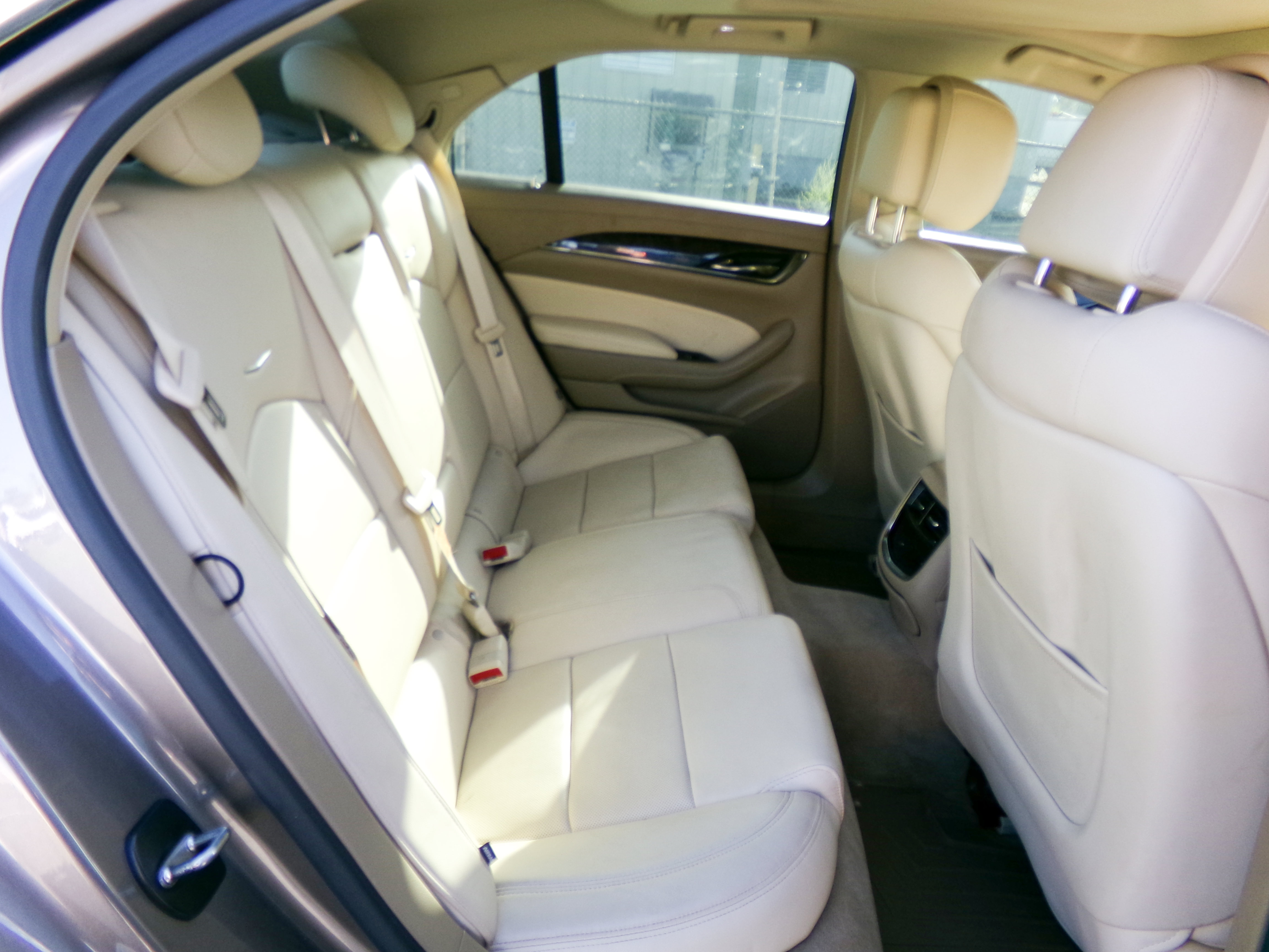 Used 2014 Cadillac CTS Luxury RWD image 13