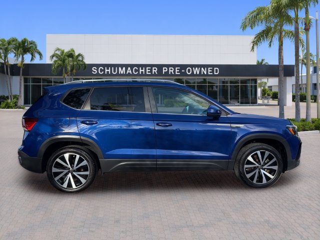 Used 2022 Volkswagen Taos SE FWD image 8