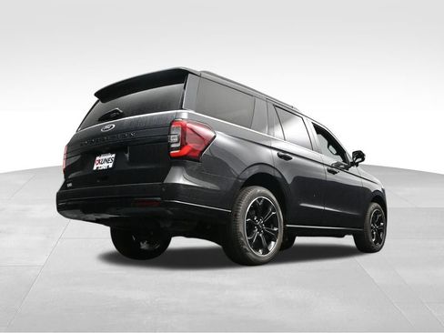 Used 2023 Ford Expedition Limited image 56