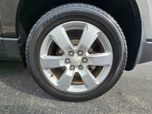 Used 2016 Chevrolet Traverse LTZ image 9
